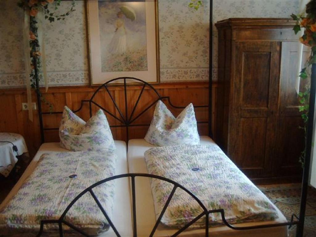 Alte Schreinerei-Auberge Harlekin Randegg Oda fotoğraf